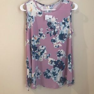 NWT Boutique Floral Tank